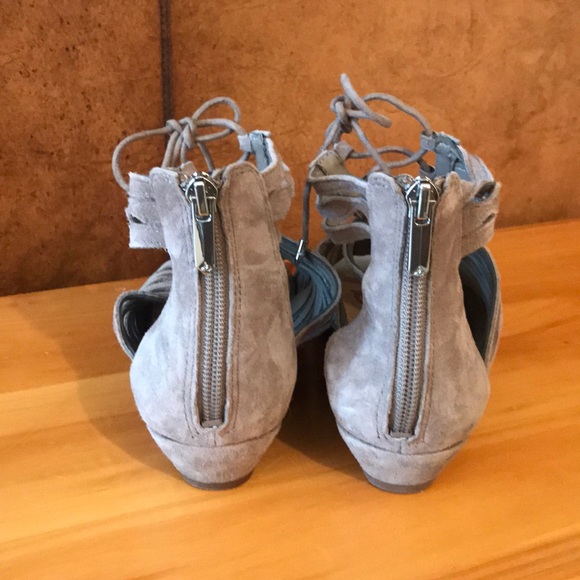 Sam Edelman Daleece Strappy Suede Flat Sandal - Picture 4 of 6